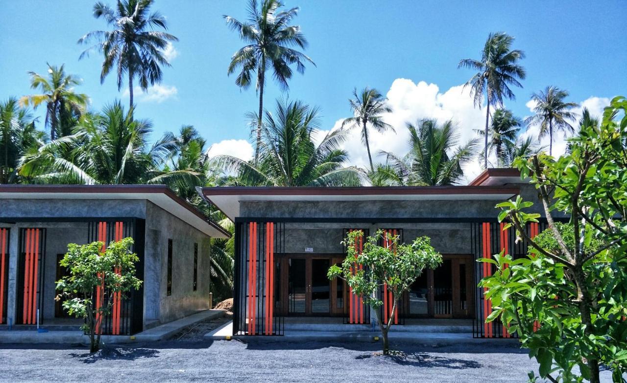 Klang Aow Seafood & Resort Khanom Exterior foto